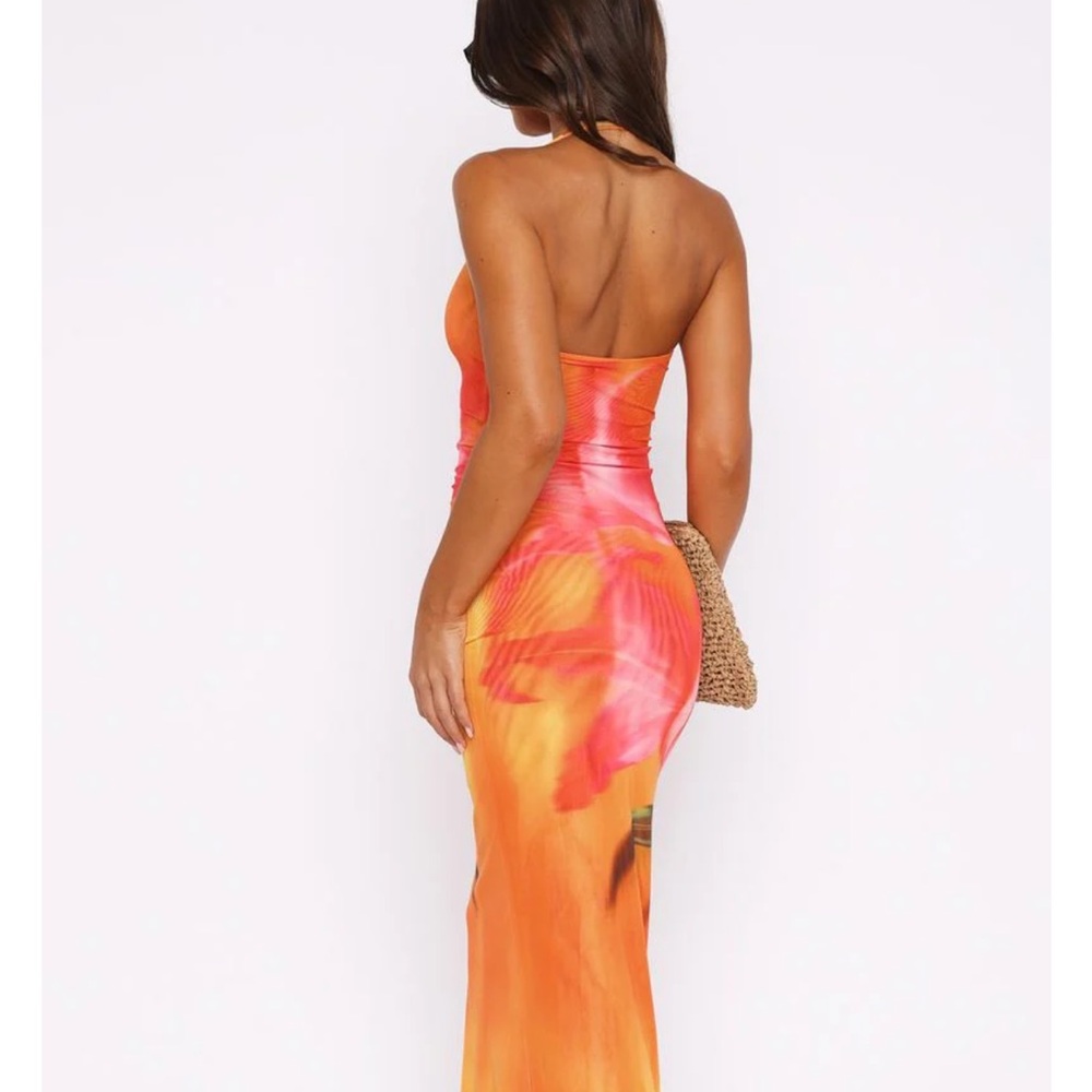 White Fox NWT Sunset Bets Are Off Maxi Foral Dress - Picture 4 of 5